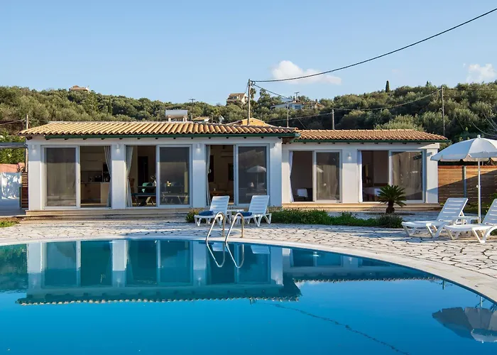 Aurora Blue With Private Pool - Just Tens Of Meters From The Sea - By Posarellivillas Vila Acharavi (Corfu)