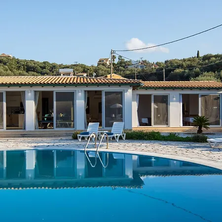 Aurora Blue With Private Pool - Just Tens Of Meters From The Sea - By Posarellivillas Villa Acharavi (Corfu)